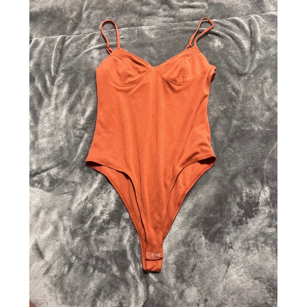 Forever 21 Rust Orange Ribbed Knit Bodysuit Sweetheart Neck Adjustable Straps M